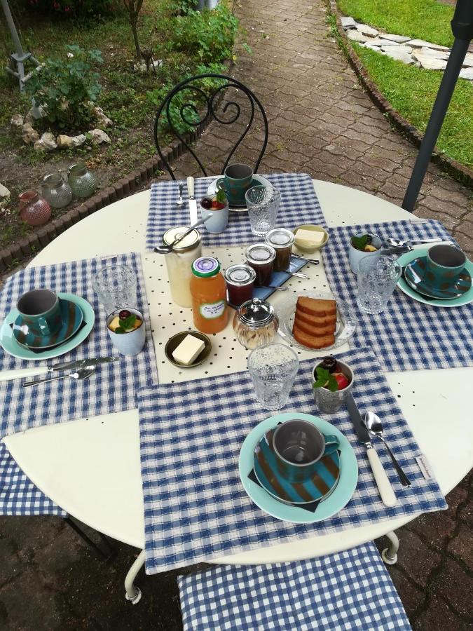 Bed and Breakfast Lait & Lit Triqueville Exterior foto